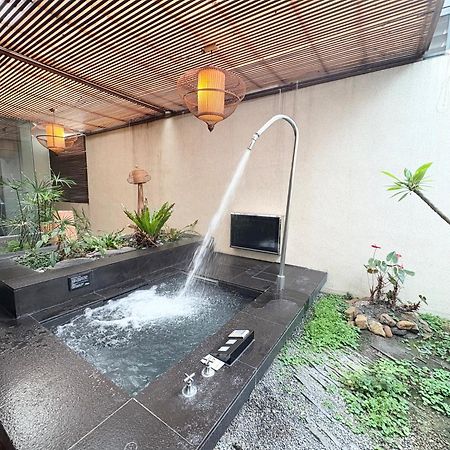 Xiadu Motel Taichung Esterno foto