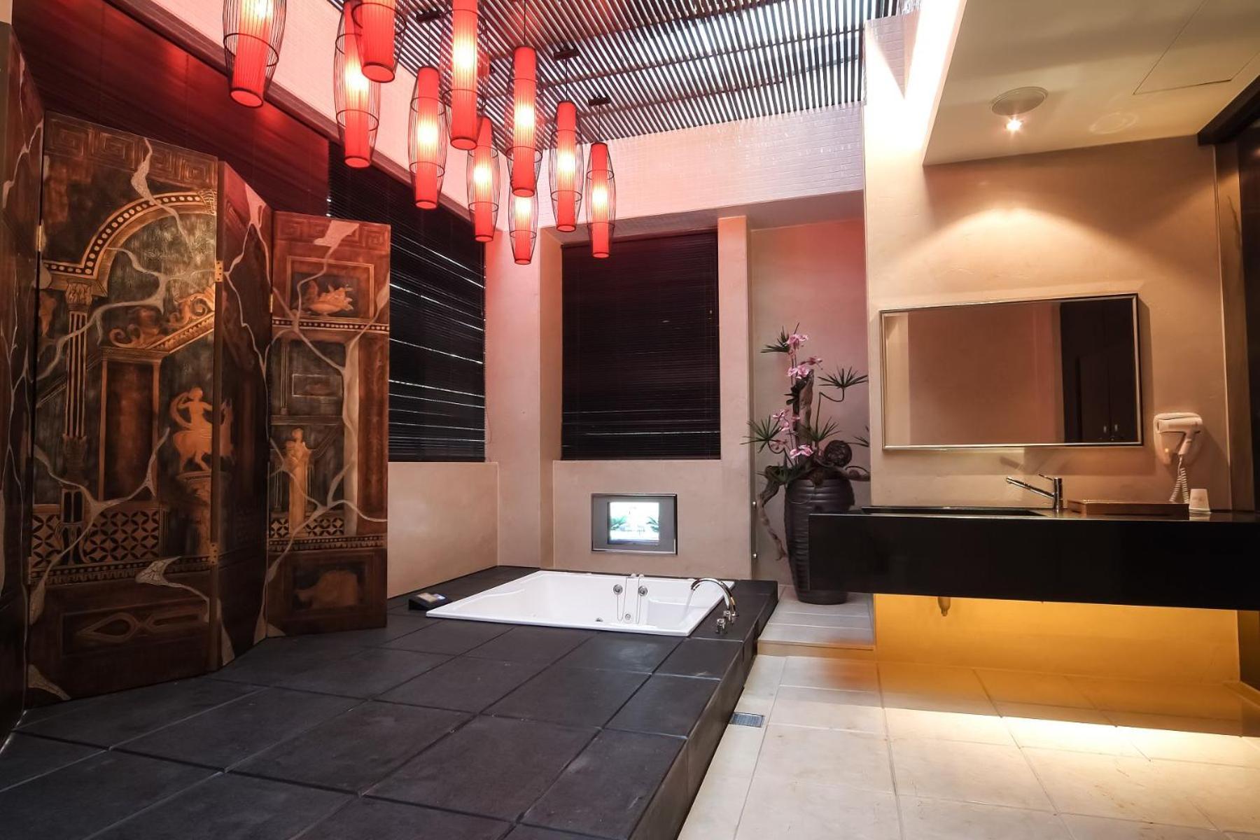 Xiadu Motel Taichung Esterno foto